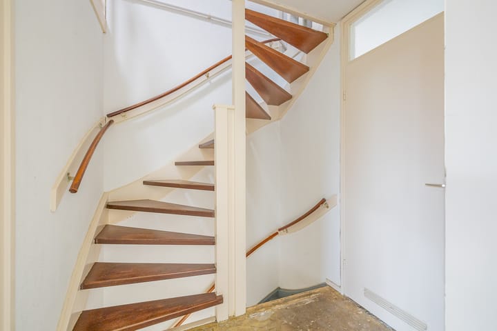 Foto 20 van Dolfijnstraat 47