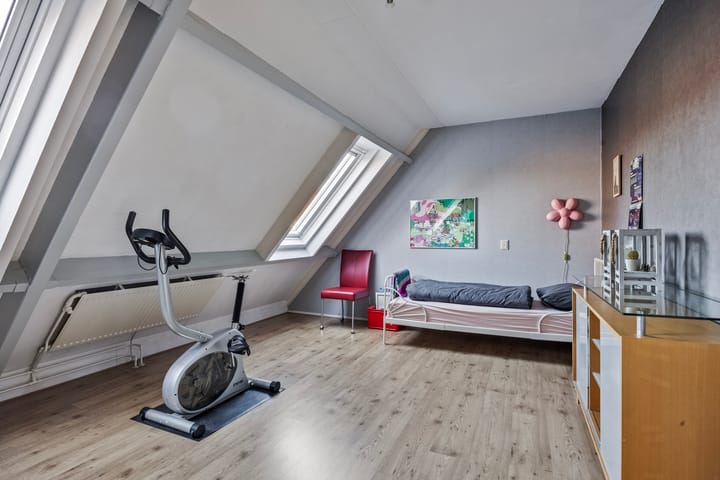 Foto 13 van Speelwagenstraat 102