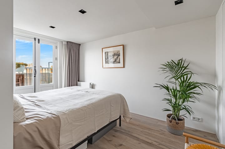 Foto 35 van Veerstraat 28-3