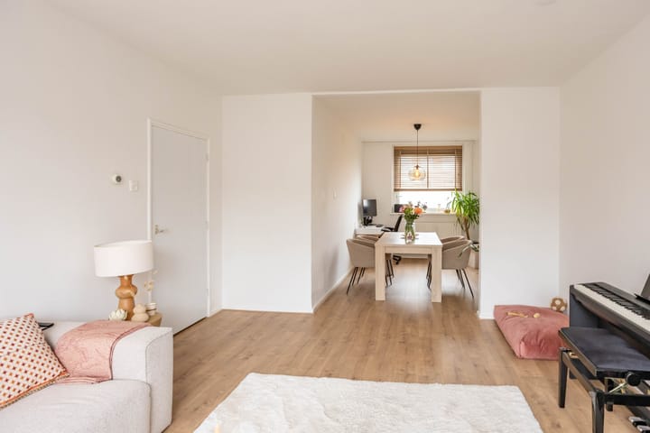 Photo 13 of Couperusstraat 121