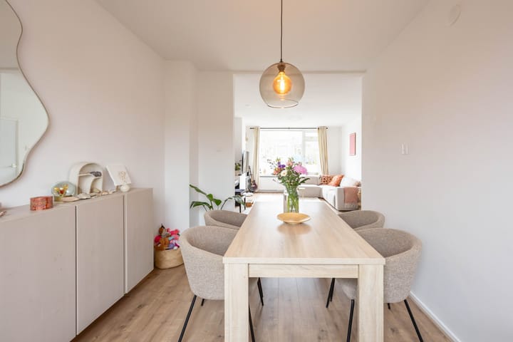 Photo 16 of Couperusstraat 121