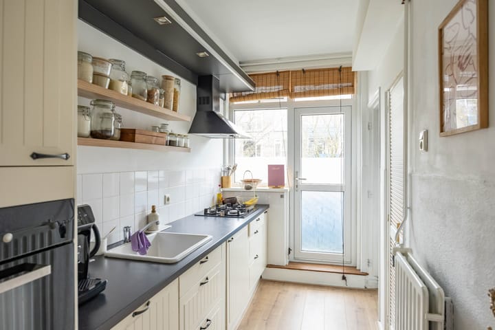 Photo 20 of Couperusstraat 121