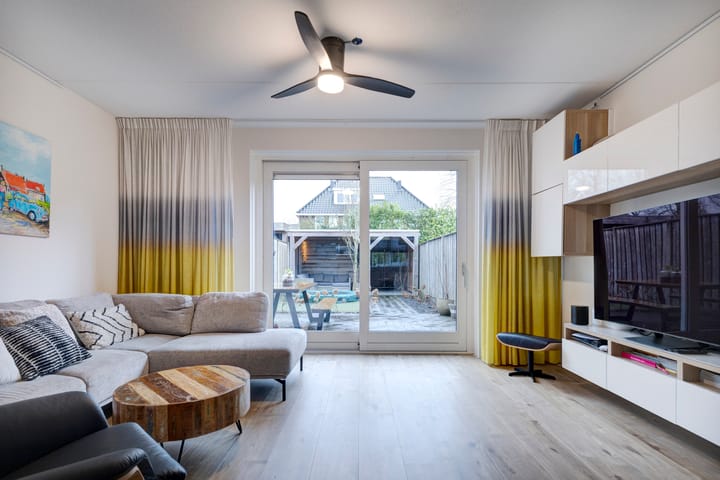 Foto 3 van Dahliastraat 4