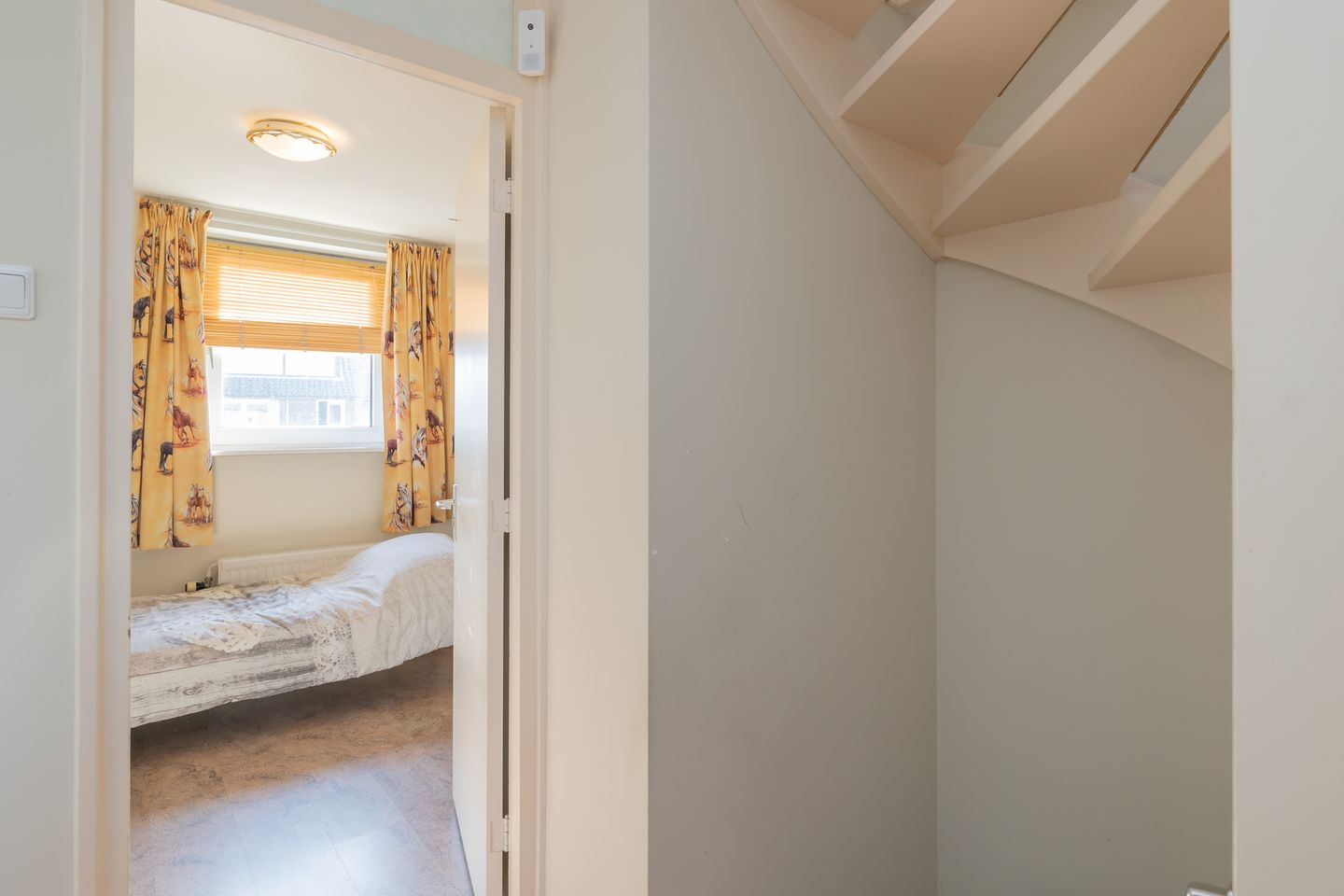 Foto 14 van Teylingerweg 20