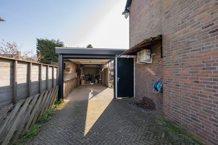 Photo 32 of Teylingerweg 20