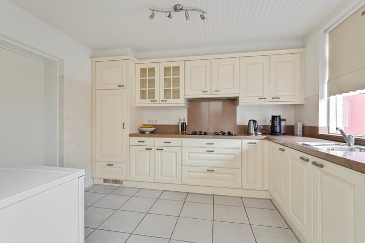 Foto 11 van Laguitensebaan 10