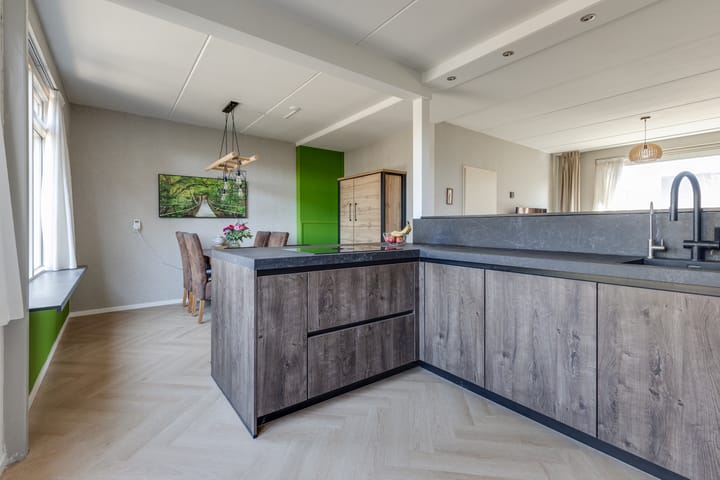 Foto 15 van Jasmijnlaan 46