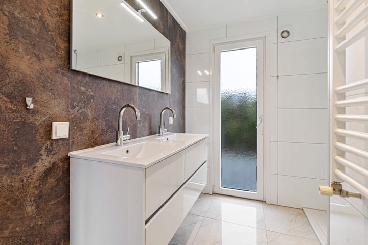 Photo 10 of Valkenburgerweg 128-V250