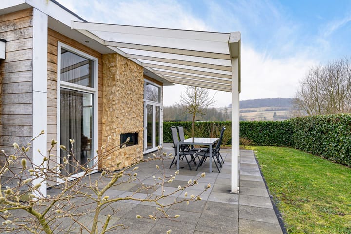 Photo 17 of Valkenburgerweg 128-V250