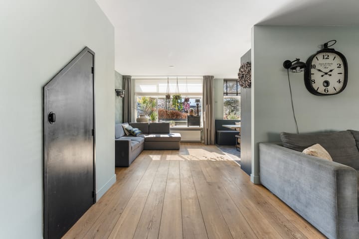 Foto 7 van Van Renesseborch 49