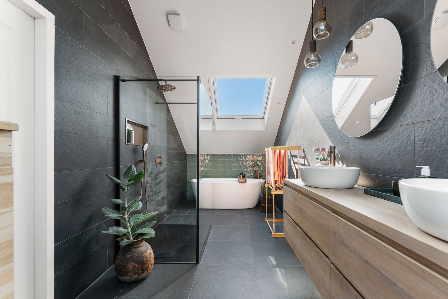 Foto 20 van Van Renesseborch 49