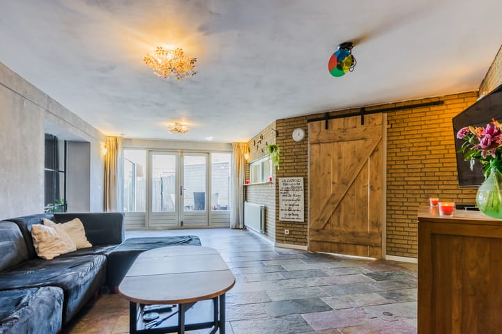 Foto 2 van Nabucco 12