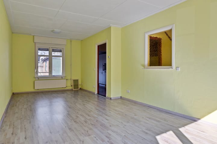 Foto 2 van Julianastraat 8