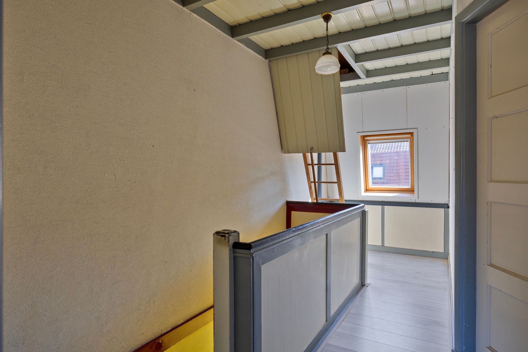 Foto 12 van Julianastraat 8