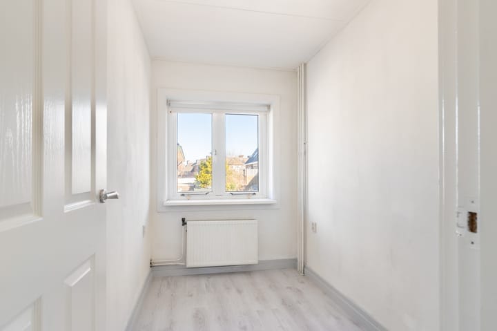 Photo 18 of Strick van Linschotenstraat 2