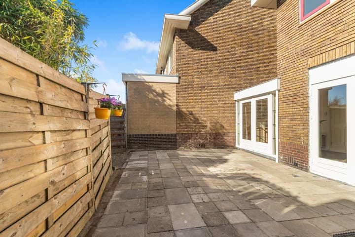 Photo 27 of Strick van Linschotenstraat 2