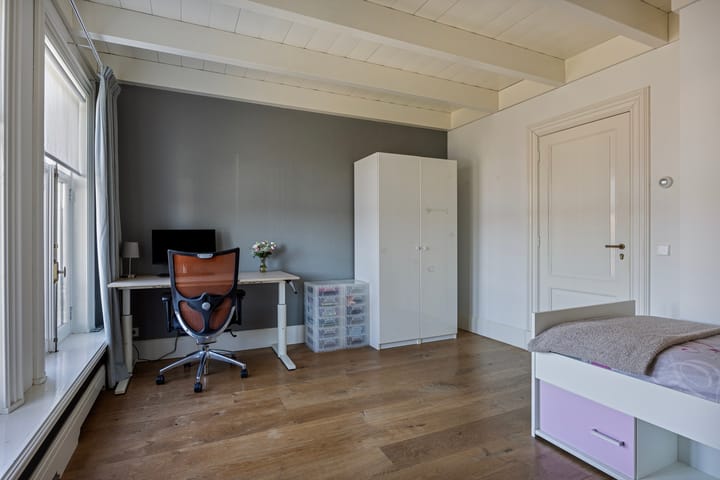 Foto 26 van Plesmanplantsoen 5