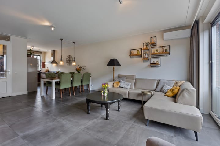 Foto 10 van Elzenseloop 89