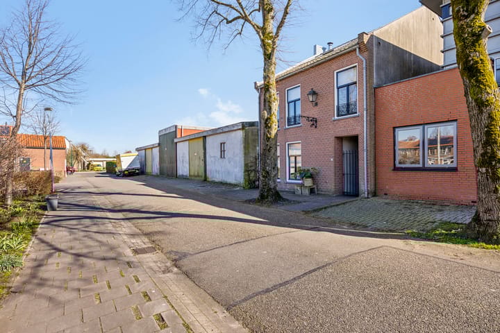 Foto 37 van Plesmanplantsoen 5