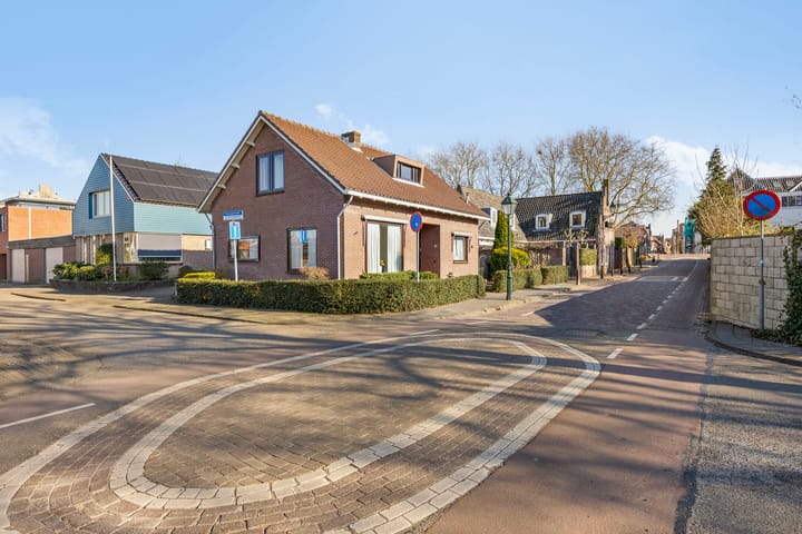 Foto 39 van Plesmanplantsoen 5