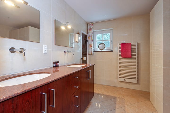 Photo 34 of Beerseweg 35