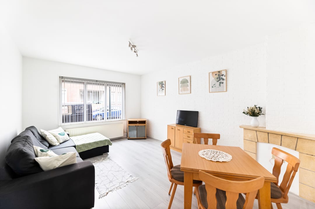 Photo 11 of Breewaterstraat 41