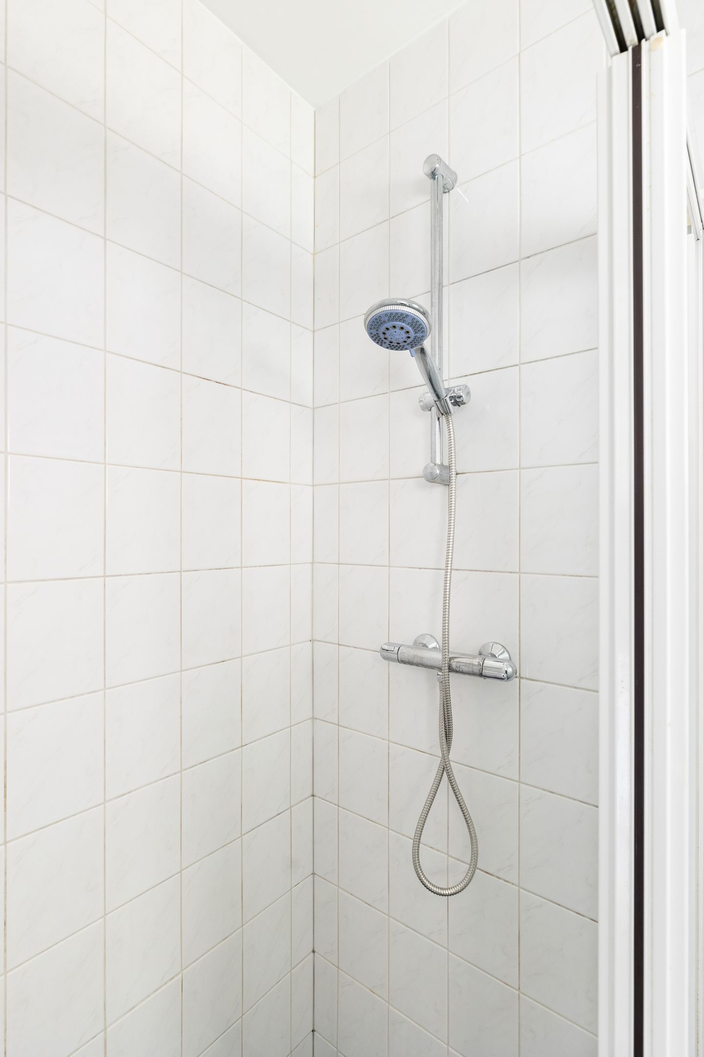 Photo 20 of Breewaterstraat 41