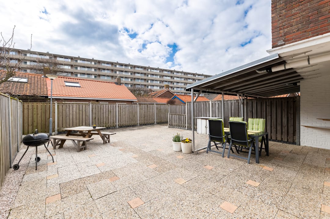 Photo 22 of Breewaterstraat 41