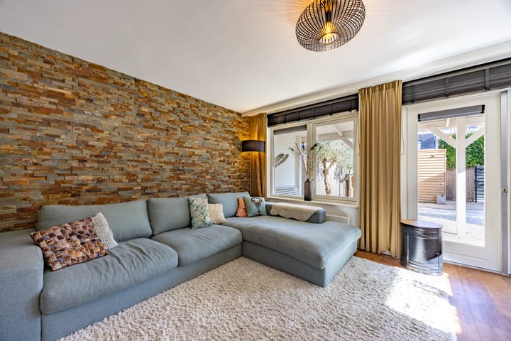 Foto 3 van Alstroemeriastraat 2