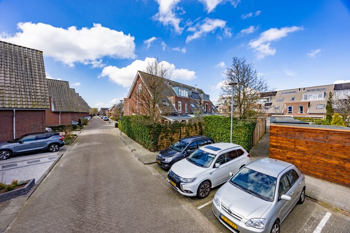 Foto 33 van Alstroemeriastraat 2