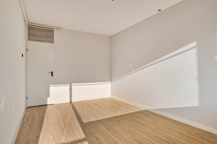 Foto 14 van Westervenne 335