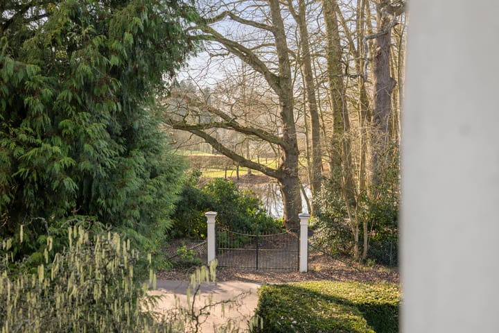 Foto 32 van Burgemeester van der Feltzweg 5