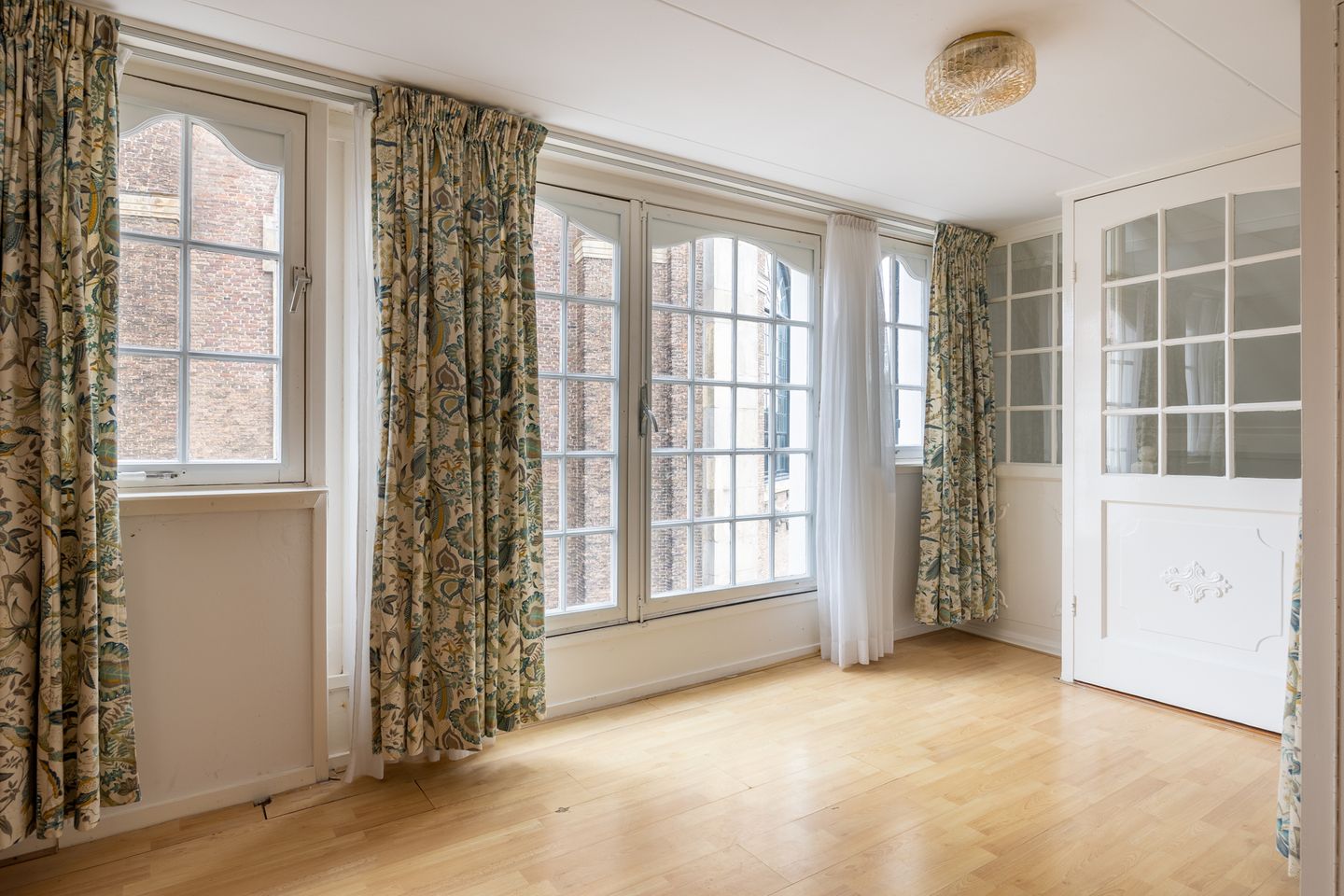 Foto 50 van Oostkerkplein 16