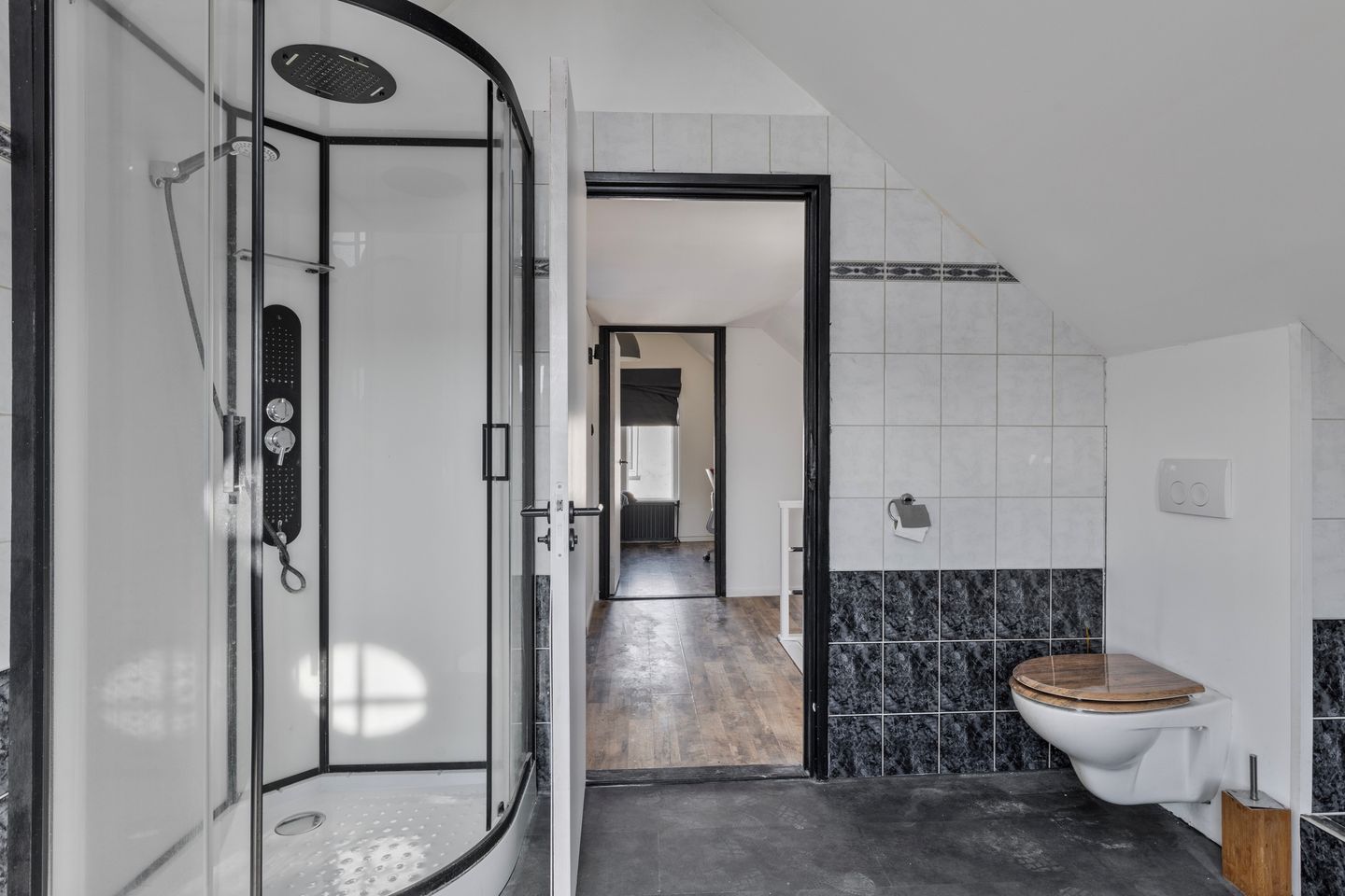 Foto 25 van 2e Verbindingsstraat 22