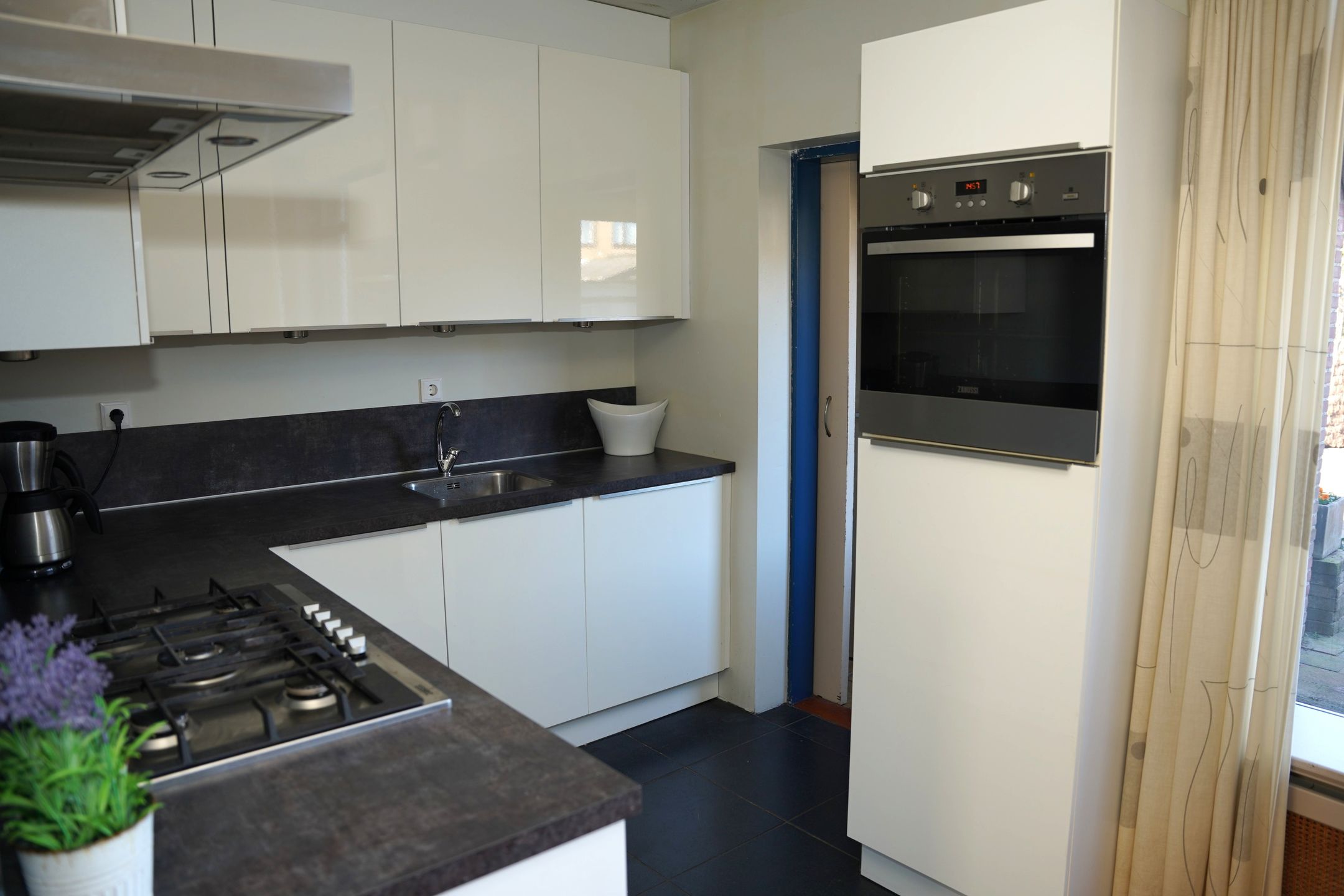 Photo 18 of Stuerboutstraat 18