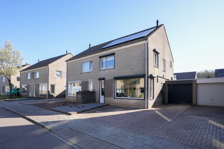 Foto 1 van Jos Klijnenstraat 18