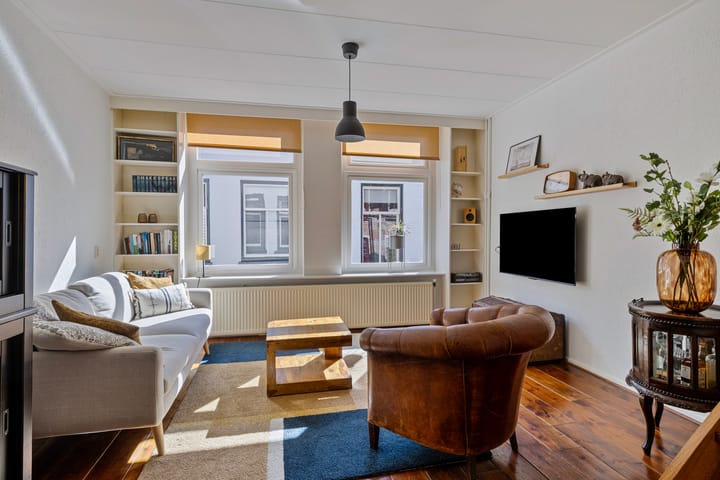 Foto 10 van Burgwalstraat 4