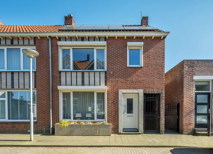 Foto 2 van van Laerstraat 8