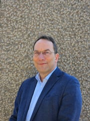 R.R. Wassenaar - NVM Register Makelaar (Directeur)