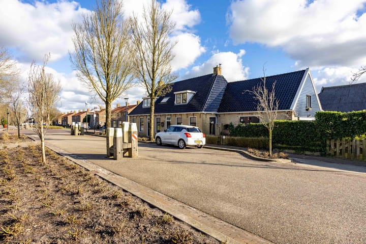 Foto 9 van Harlingerstraatweg 25