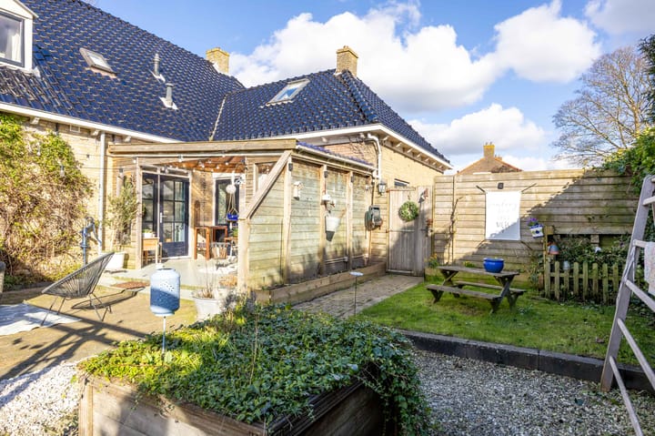 Foto 28 van Harlingerstraatweg 25