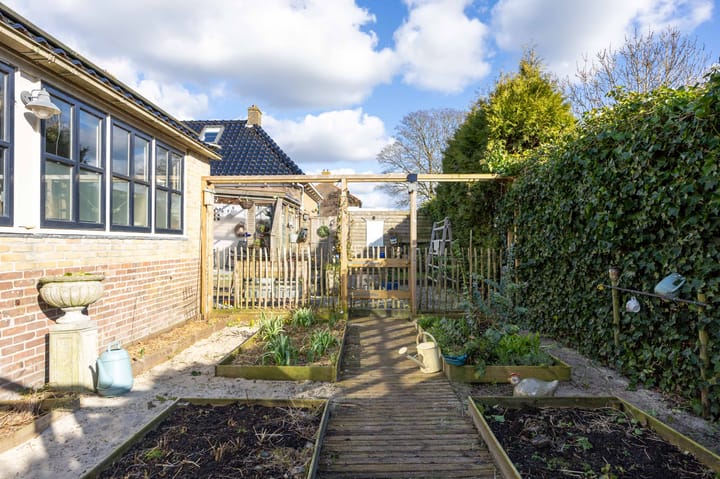 Foto 31 van Harlingerstraatweg 25