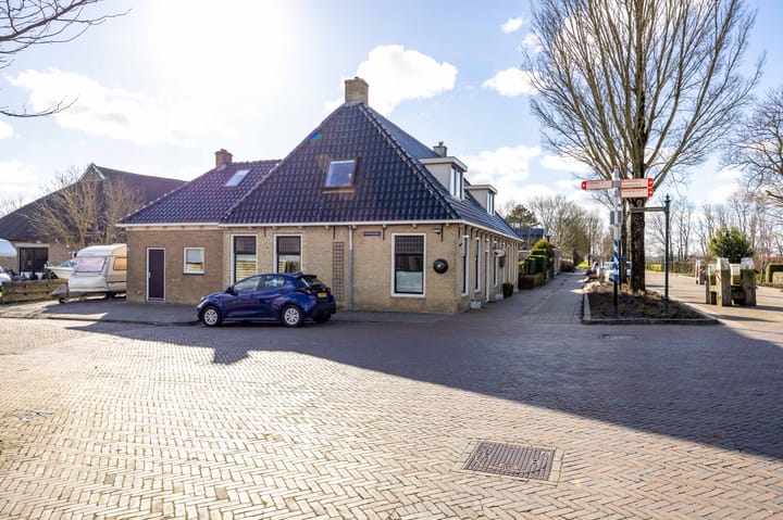 Foto 48 van Harlingerstraatweg 25