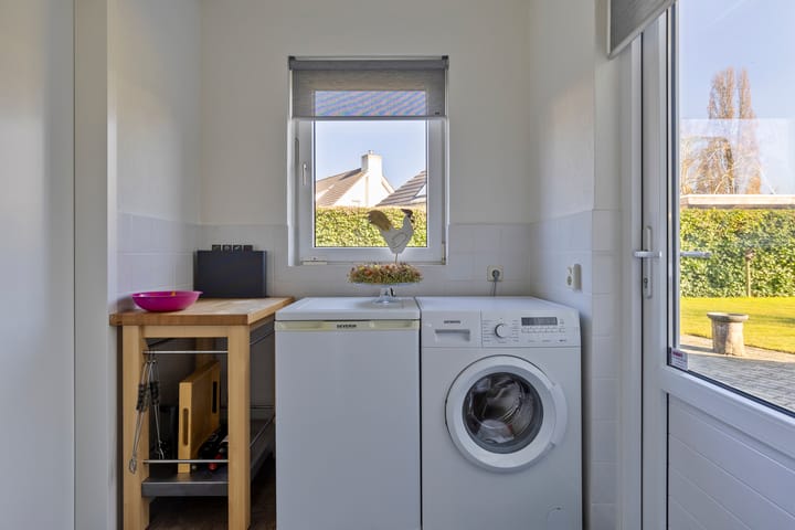 Foto 16 van Hulst 24