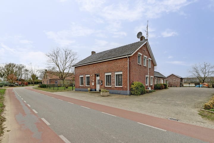 Foto 42 van Baarloseweg 22