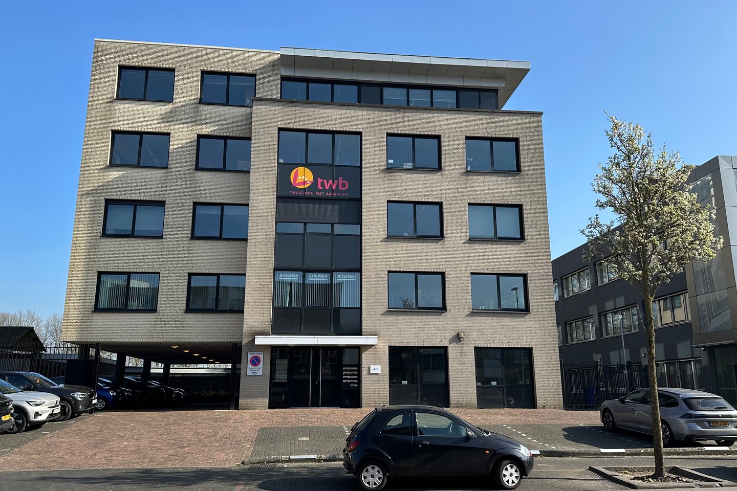 Bekijk foto 1 van Zuid-Oostsingel 24-f