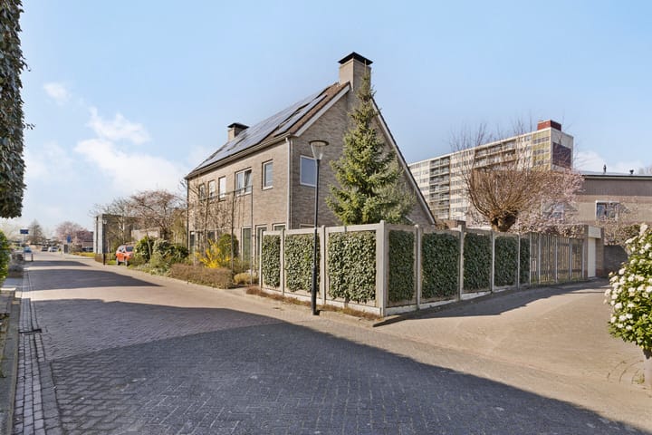 Foto 2 van Bachlaan 10