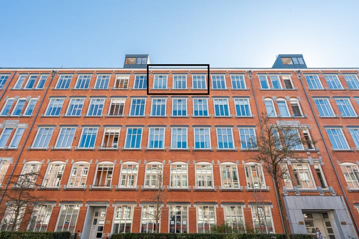 Foto 26 van Ruysdaelstraat 49-E4