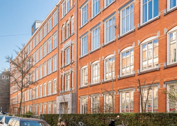 Foto 28 van Ruysdaelstraat 49-E4