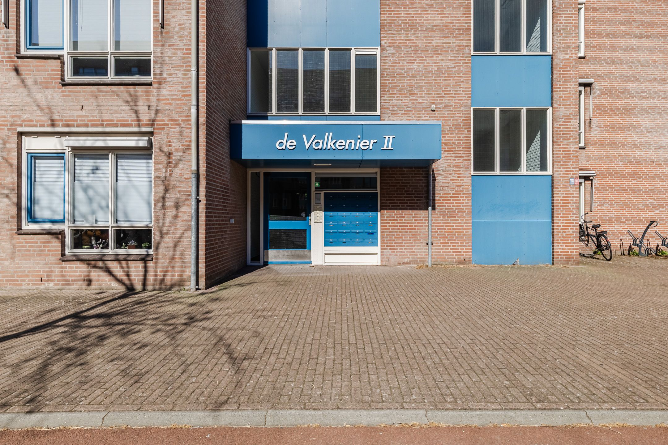 Foto 3 van Valkenierstraat 19